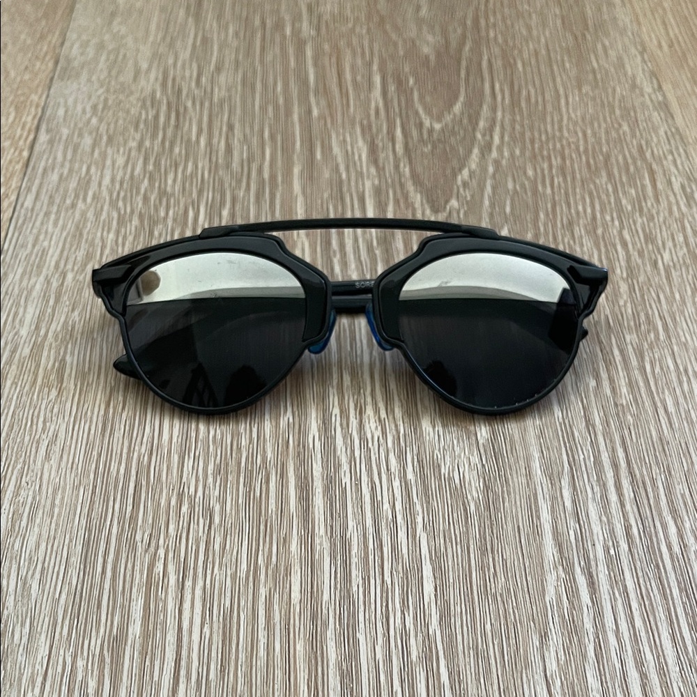 Stylish Black Sunglasses